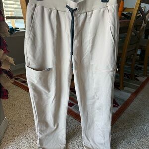 Fabletics Women's Cream Scrubs/Joggers